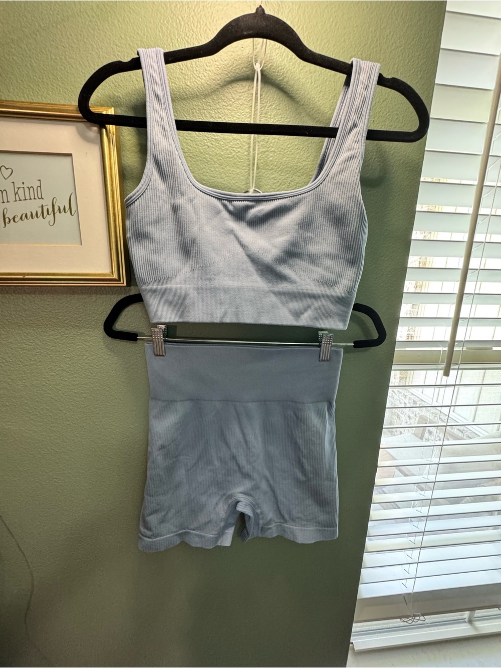 Powder Blue Ribbed Activewear Set Sports Bra Biker Shorts L Athleisure - Picture 3 of 3